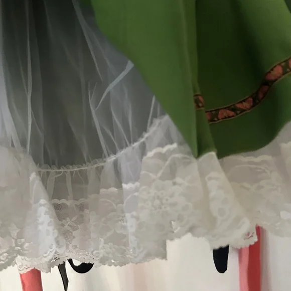 Heidi Adult Halloween Costume - Picture 5 of 8